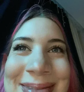 😶