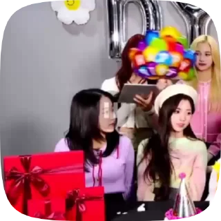 😡