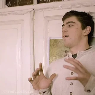 😨