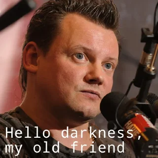 😔