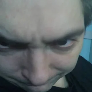 👹