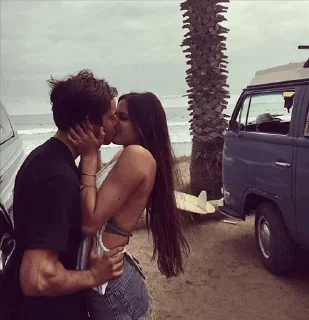 💋