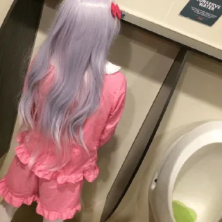 🥴