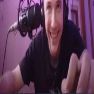 😀