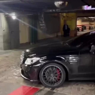 🤩