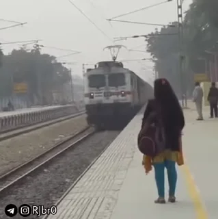 😂