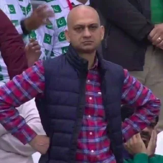 😐