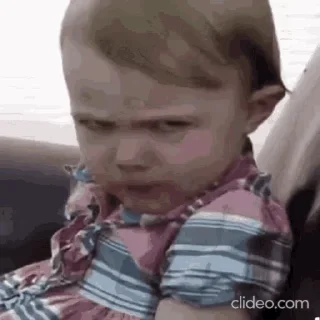😠