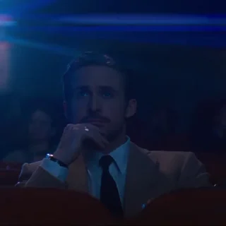 👀