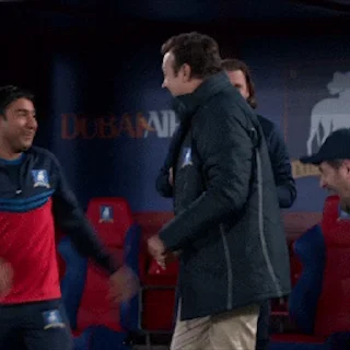 🥳