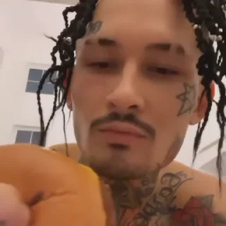 🍔