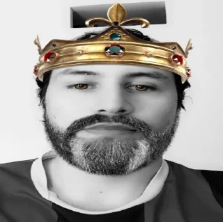 👑