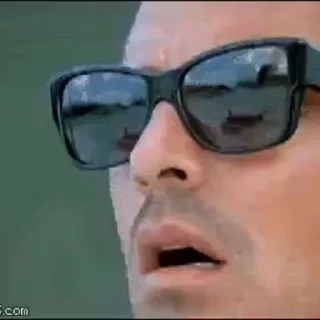 😳