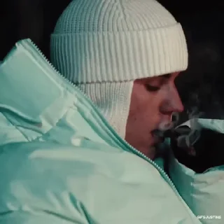😐