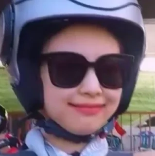 😎