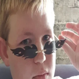 😂
