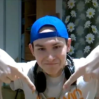 🤘