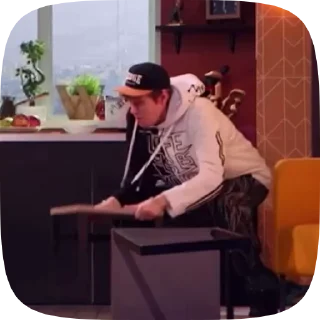 👿