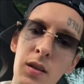 😁