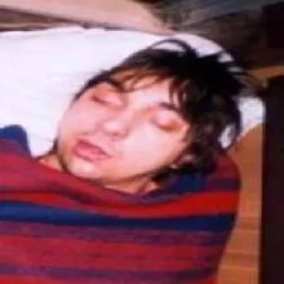 😴