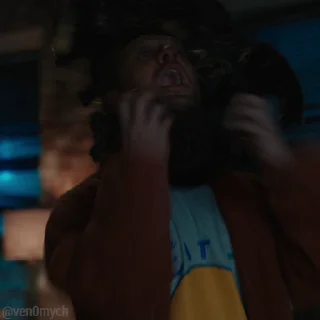 😠
