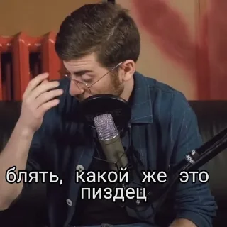 🤢