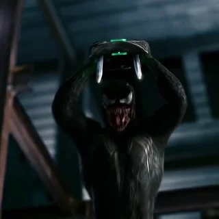😈