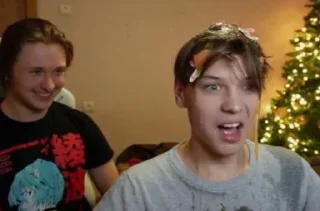 😝