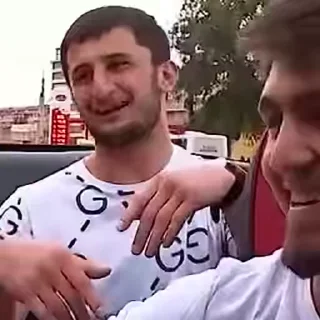 😂
