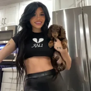 👾