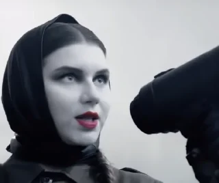 🎤