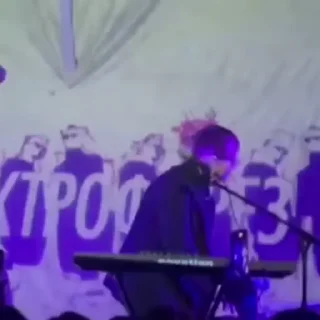😄