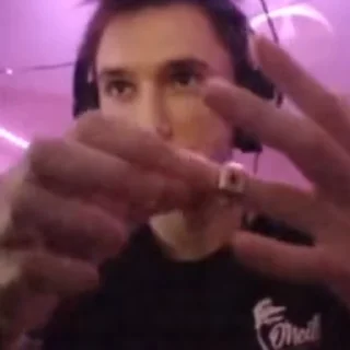 🫥