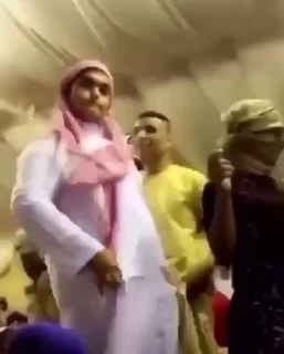 😂