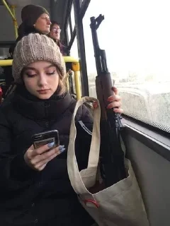 😂