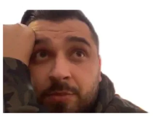 😭