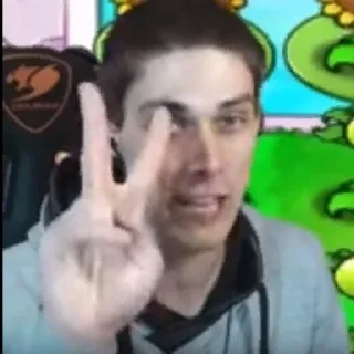 🗿