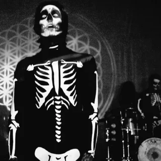 💀