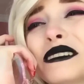 😢