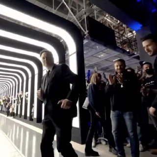 🕺