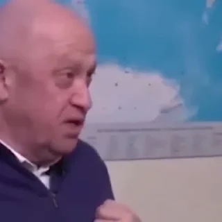 😢