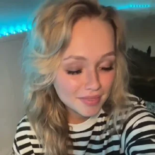 🥴