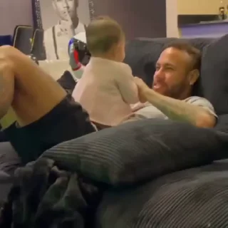 😐