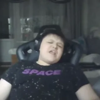 👎