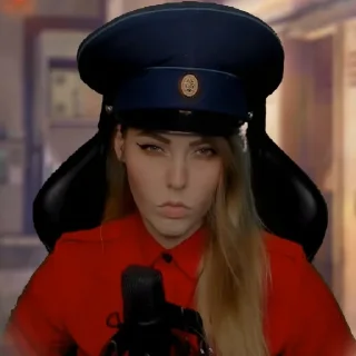 🤨