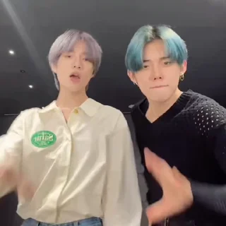 👊