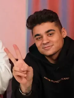 ✌️