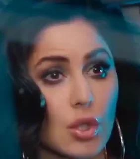 😱