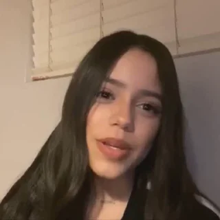 🥴