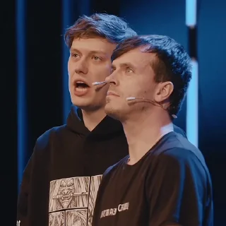 👀